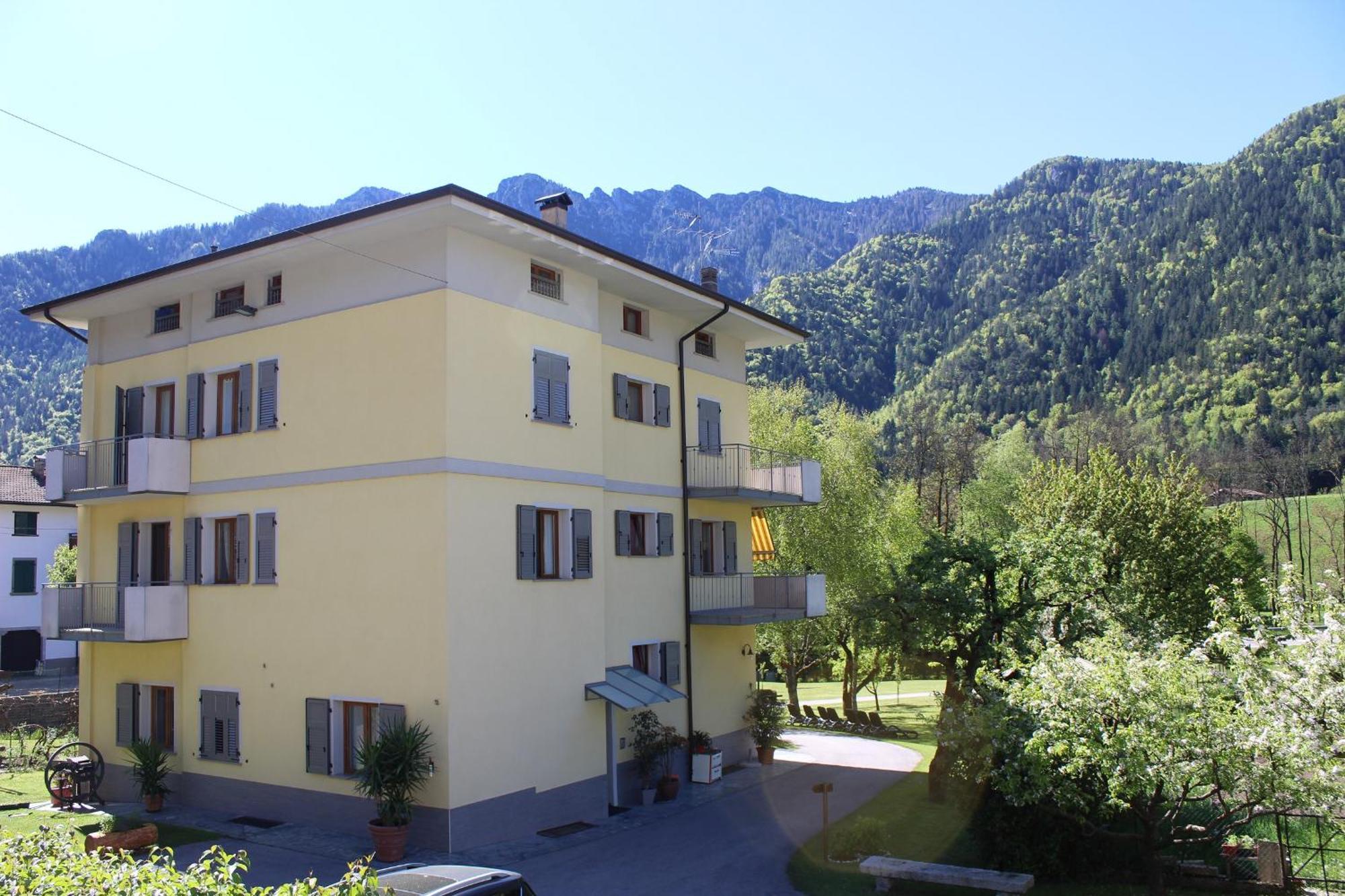 Residence Zecchini Tiarno di Sotto Zewnętrze zdjęcie